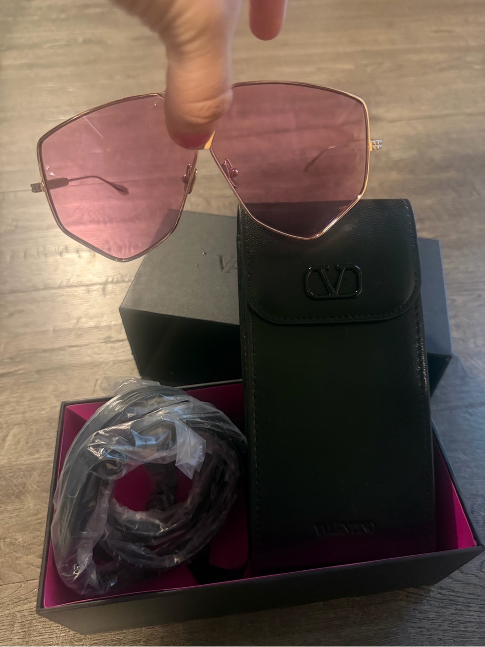 Valentino Pink Lens Sunglasses with Gold V-Bridge - Picture 4 of 6